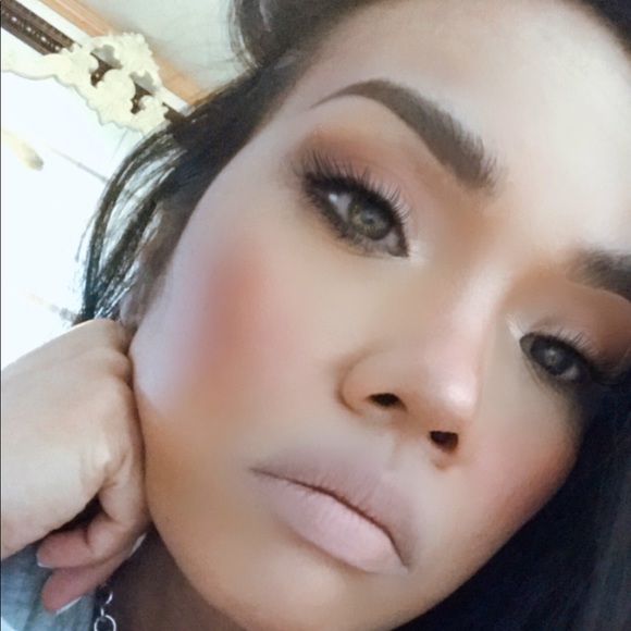 Meet your Posher, Kym - Picture 1 of 1